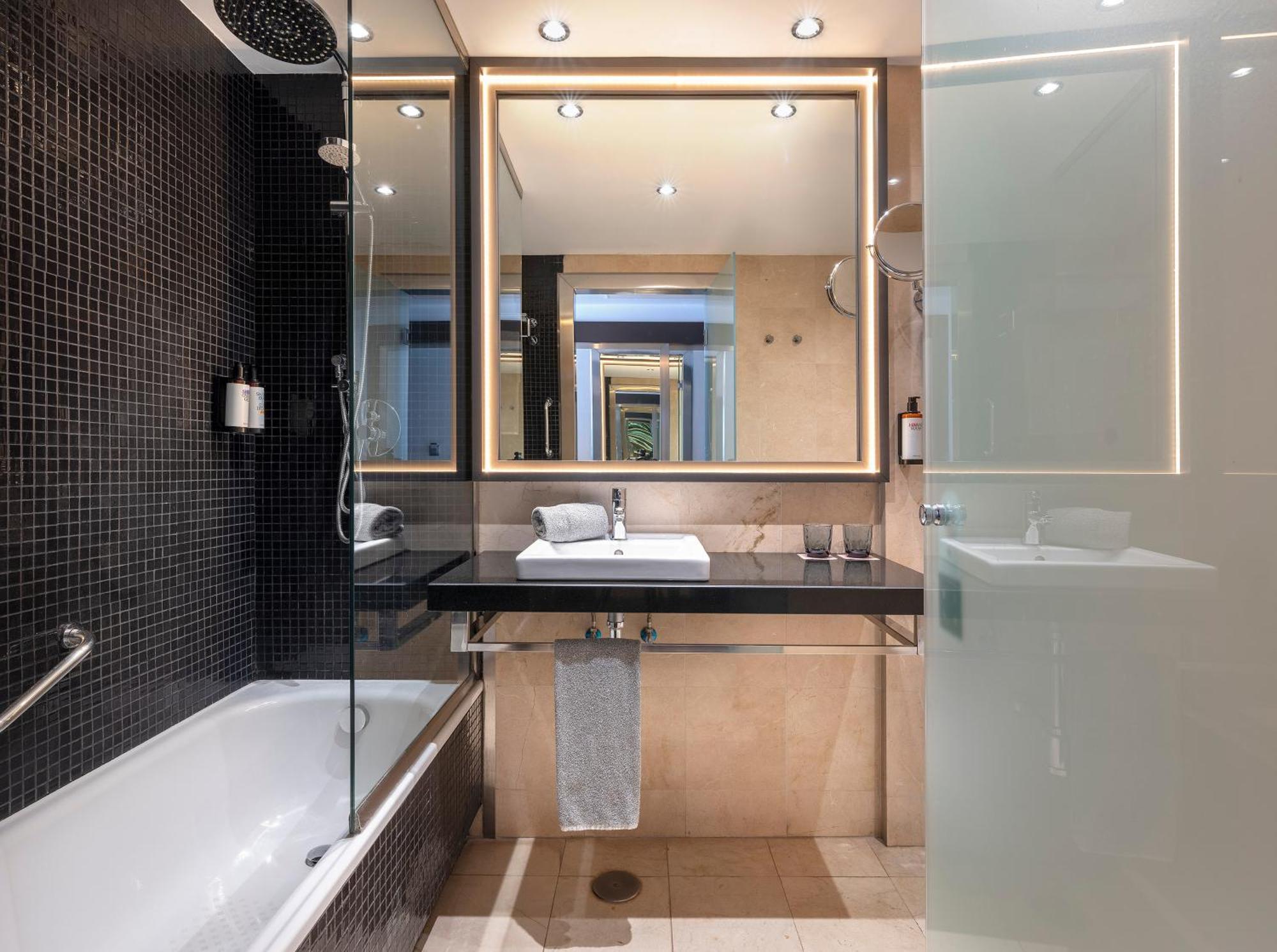 Hotel Cadiz Paseo Del Mar, Affiliated By Melia Экстерьер фото