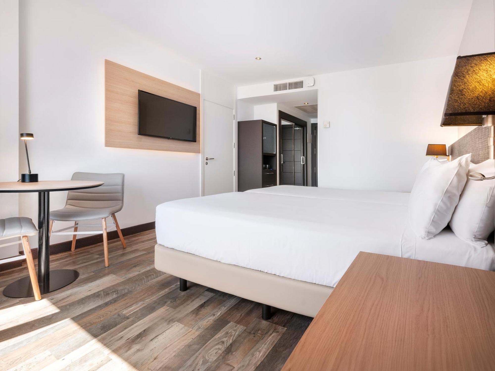 Hotel Cadiz Paseo Del Mar, Affiliated By Melia Экстерьер фото